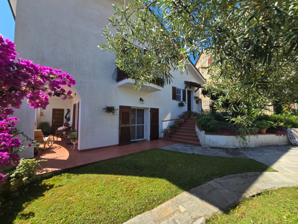 Ref. 823 Exklusive Villa in sonniger Panoramalage – Salea