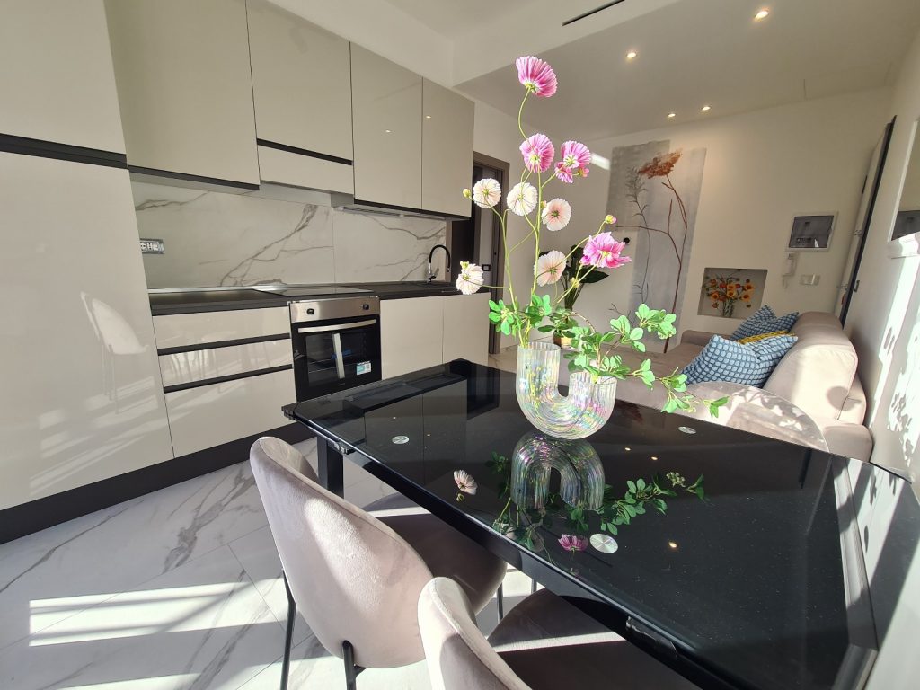 Ref. 901 Elegante, barrierefreie Gartenwohnung im Herzen von DIANO MARINA