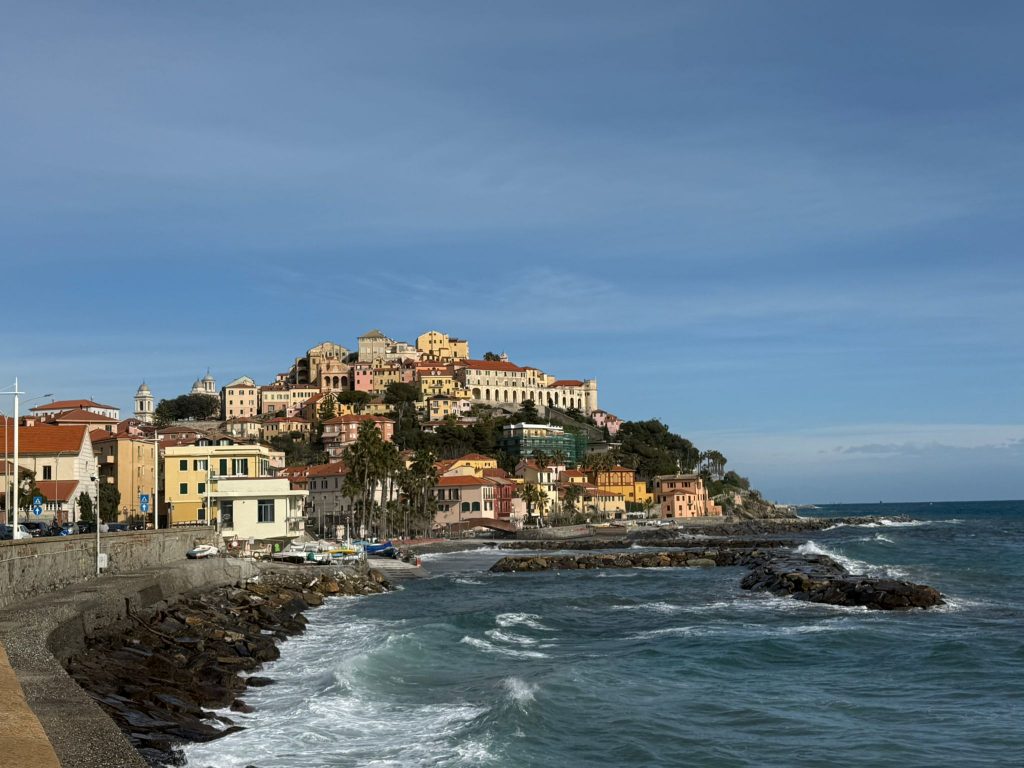 Ref. 927 Wohnung in Costa Carnara -Renoviert, mit Terrasse und Garten